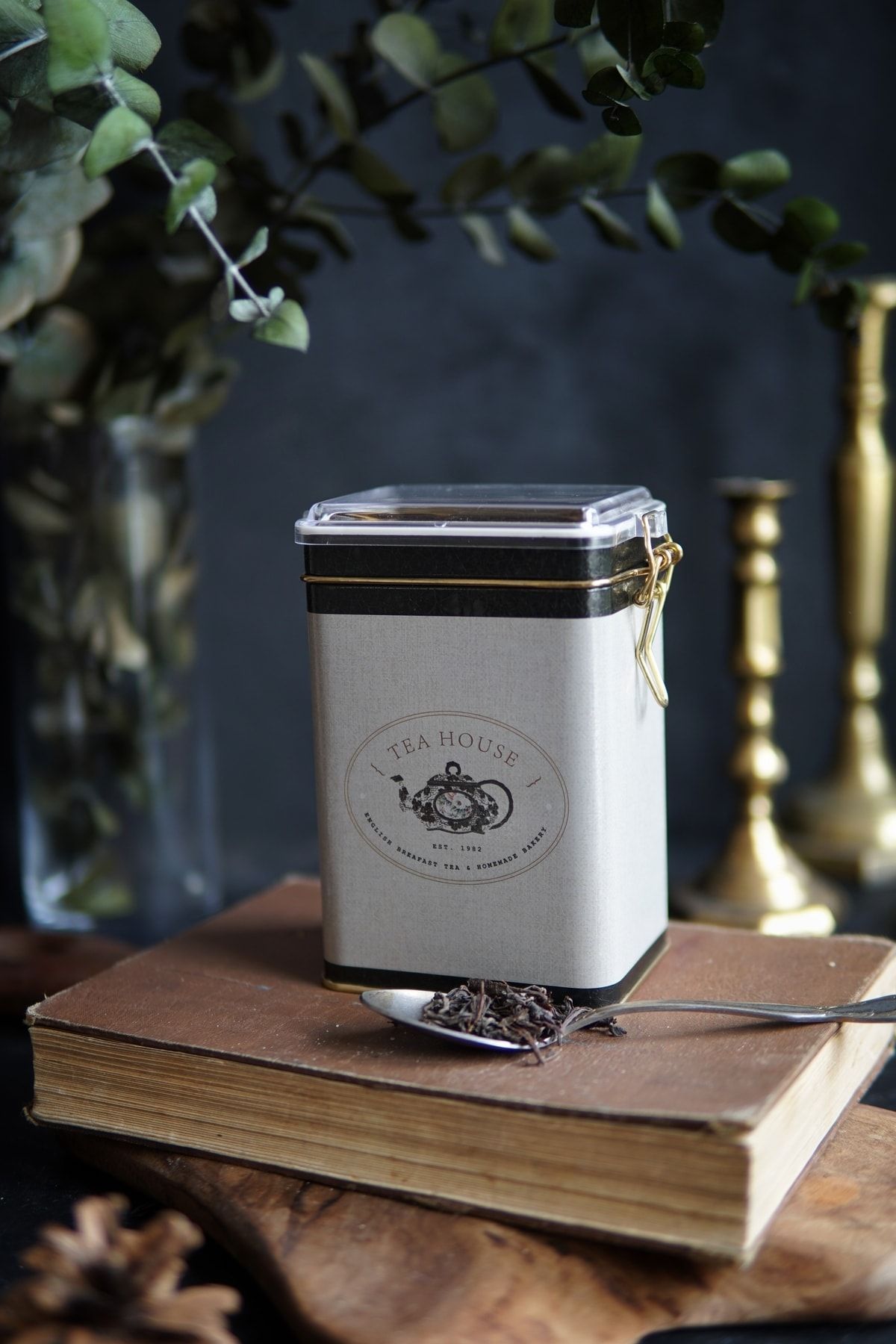 Azura Tea Desenli Kilitli Kapaklı Dikdörtgen Metal Kutu, 7.5 x 10 x 15 cm, 1 lt