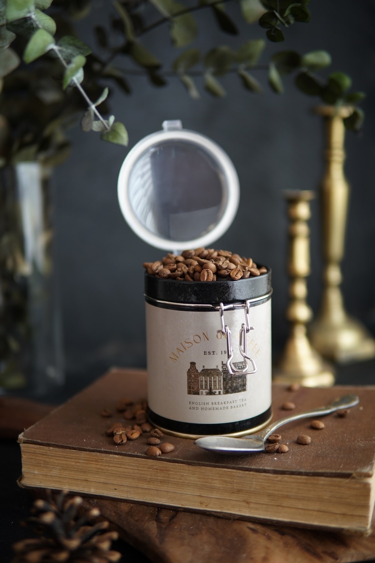 Azura Coffee Desenli Kilitli Kapaklı Yuvarlak Metal Kutu, 9 x 11 cm, 0.6 lt